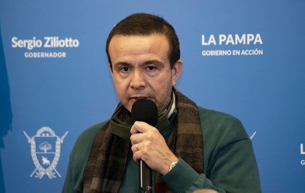 Vanini cruzó a los legisladores que acompañan las leyes de Milei