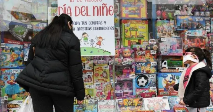 Desplome: Las ventas minoristas por el Día de la Niñez cayeron un 14,4%