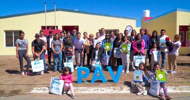 Telén celebró sus 123 años con entrega de viviendas y anuncio de importante obra