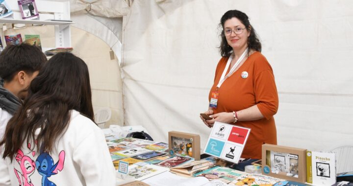 Editoriales nacionales destacan el vínculo que se establece con el lector en la Feria Provincial del Libro