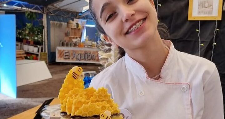 Con Sólo 16 años se capacita con programas del gobierno pampeano y hace crecer su chocolatería artesanal