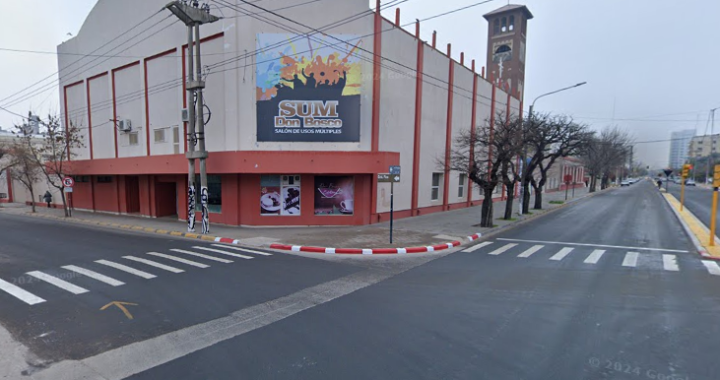 De milagro no fue una tragedia: Un nene de 3 años se cayó deuna camioneta y fueatropellado por un auto