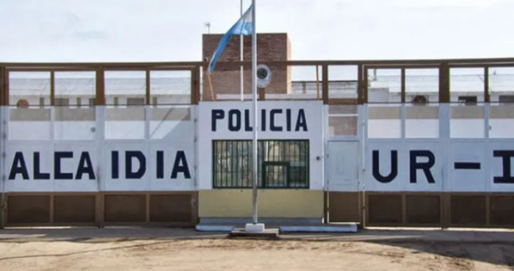 “Que encuentres la paz que te mereces”: los presos de la Alcaidía de Santa Rosa despidieron al policía que se quitó la vida