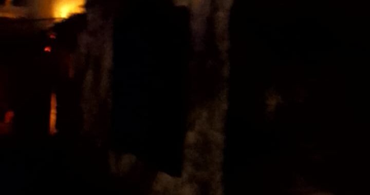 SANTA ROSA: UN HOMBRE ENCONTRÓ A SU EXPAREJA CON OTRO Y PRENDIÓ FUEGO LA CASA