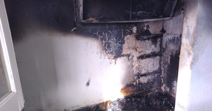 SANTA ROSA: INCENDIO EN UN HOGAR DE CONTENCIÓN FRENTE AL PARQUE LINEAL; SE PRENDIÓ FUEGO UN COLCHÓN