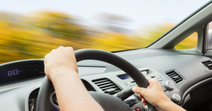 LA PAMPA: PASÓ A PATRULLERO A ALTA VELOCIDAD Y CASI ATROPELLA A UNA FAMILIA; FUE CONDENADO A PAGAR 750 MIL PESOS