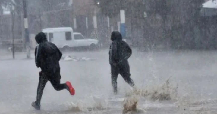 ALERTA POR TORMENTAS EN SANTA ROSA CON VIENTOS DE HASTA 70 KM POR HORA