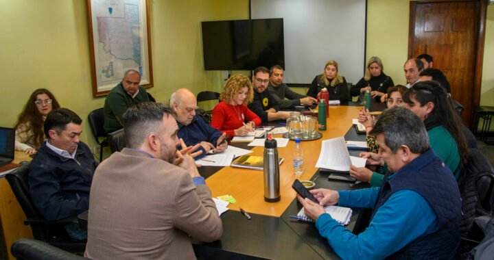 Paritaria estatal en La Pampa: los salarios subirán 3% en agosto y volverán a ajustarse por inflación