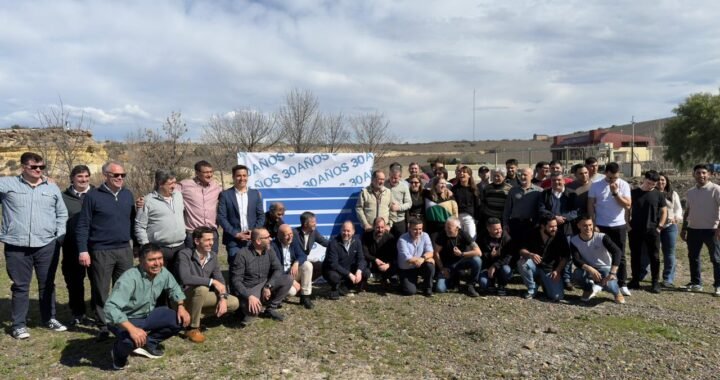 Casa de Piedra busca vender más energía para fortalecer sus recursos