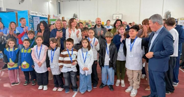 “No invertir en ciencia es condenar el futuro de un país”, expresó Feuerschvenger en la apertura de la Feria provincial