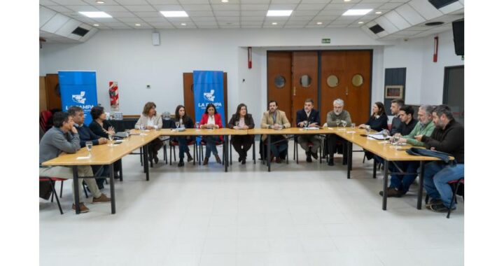Ciencia y tecnología: buscan definir una agenda propia para la Provincia