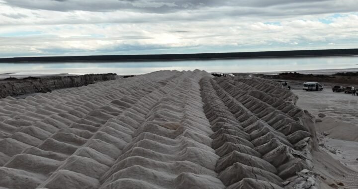 La Pampa sumó un nuevo circuito turístico para recorrer la salina San Máximo